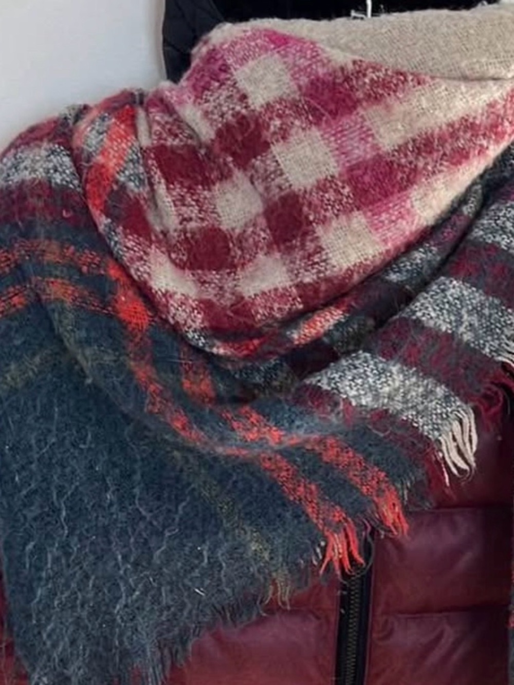 LOLË SMALL WINTER COAT - Picture 3 of 3